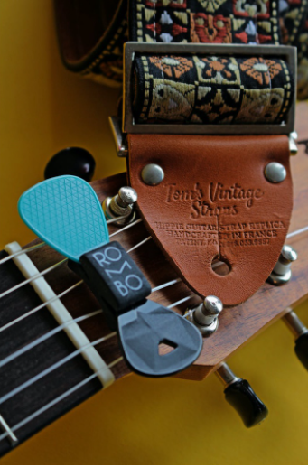 ROMBO Picks 彈片放置器 Pick Holder